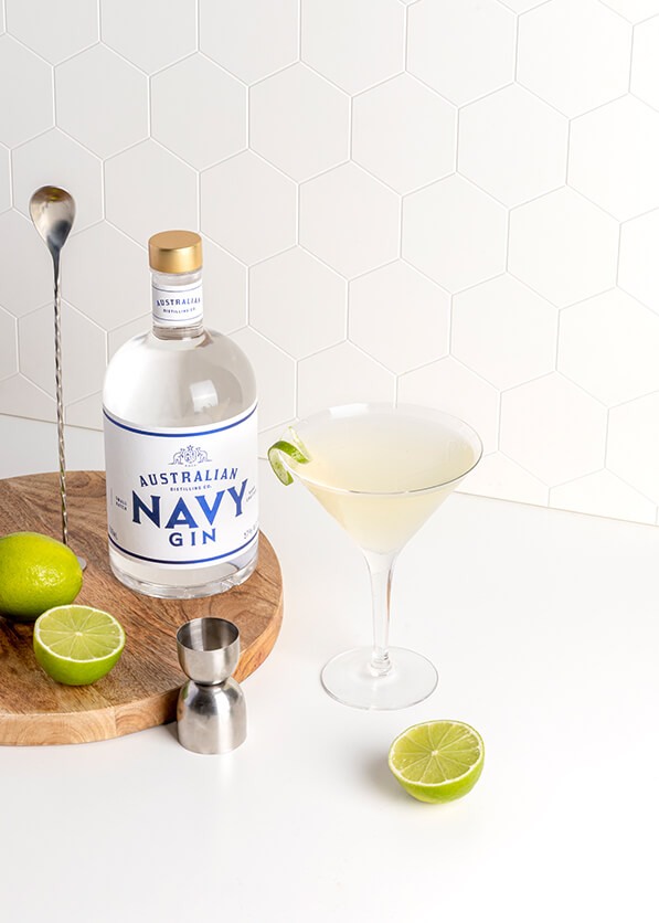 Feat PROPER PINK GIN